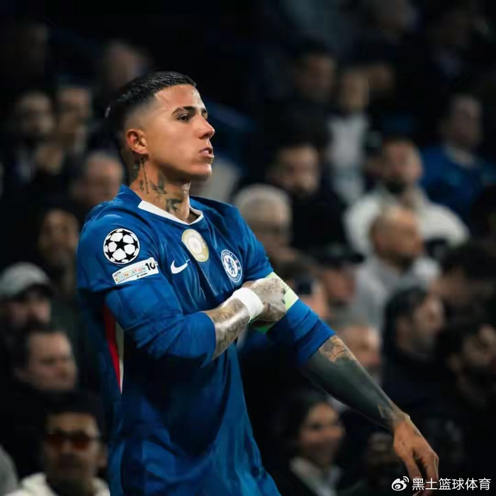 切尔西中场恩佐禁赛风波引续约争议，亿元合约